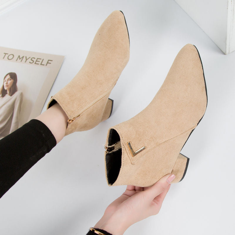 Isla | Women's Black Leather Ankle Boots 0