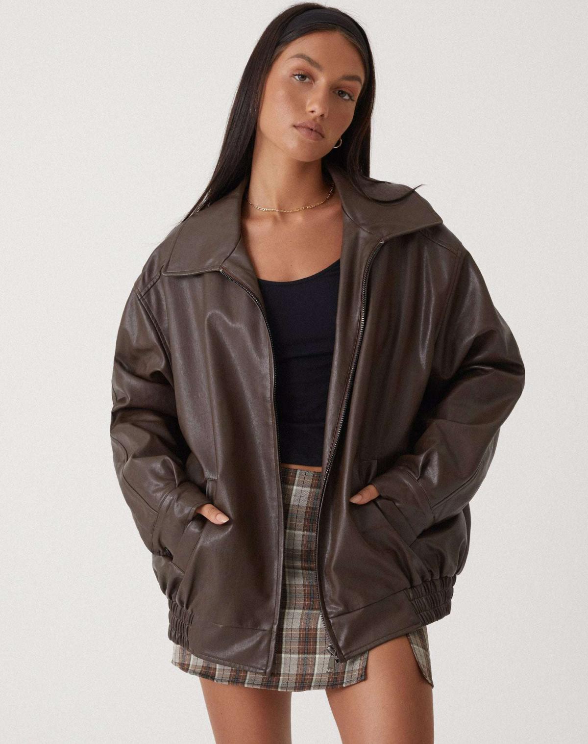 Sophia | Oversized Jacket Lightweight Breathable Fabric Blend 2