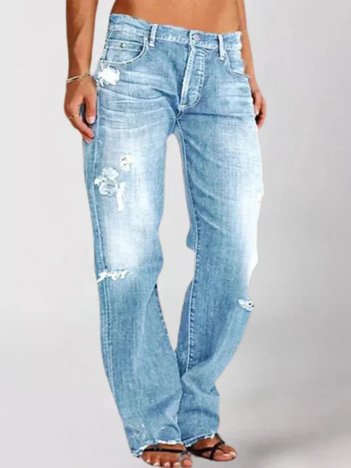 Sophia | Women's Low-Rise Wide-Leg Jeans in Cotton Blend 4